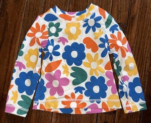 Hanna Andersson Girls Flower Rainbow LS Swim Shirt 3T Used