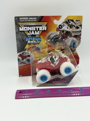 Monster Jam Smash & Bash Monster Mutt Dalmatian Monster Truck  Series 2