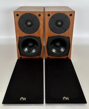 AVI Neutron III Monitor Speakers - Cherry