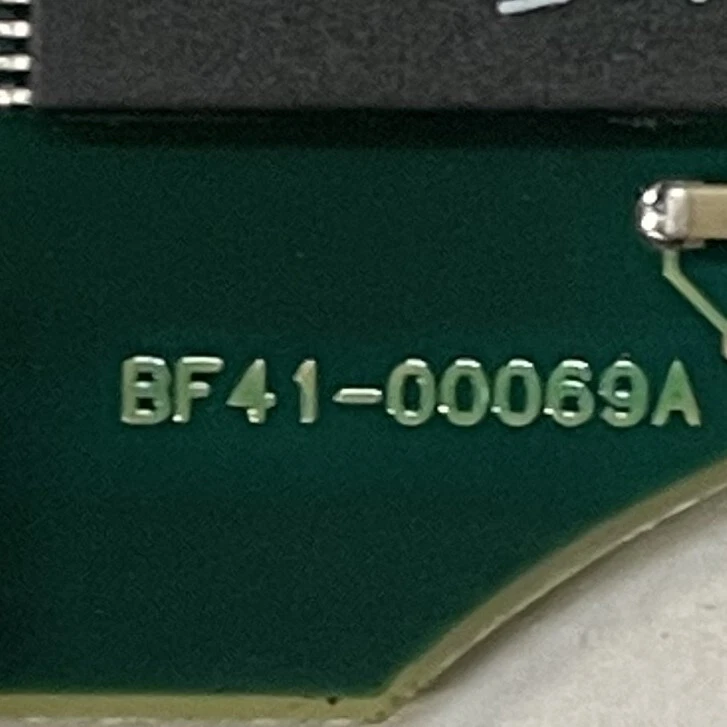 Samsung SpinPoint P80 SP0812C 3.5" 80 GB SATA HDD PCB Board BF41-00069A - Image 4 of 4