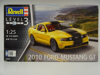 Revell Ford Mustang GT 2010 1:25 # 07046 - sealed -