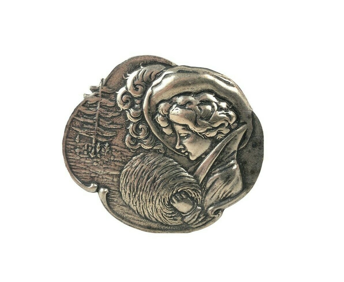 Victorian Woman w Hand Muff Hat Sterling Silver 925 Pin Brooch Estate Find 2 1/8