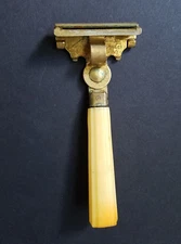 Handle Razor Vintage EverSharp Schick Bakelite, Brass, Good condition. w. blade!