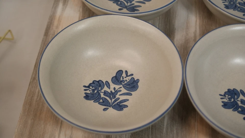 Juego de 4 cuencos de cereal sopa vintage Pfaltzgraff Yorktowne azul floral 6" #600 Foto 3 de 4