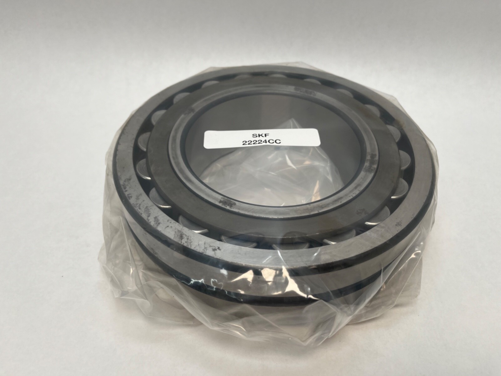 SKF 22224-CC-W33 Spherical Bearing 120x215x58 mm 22224-CC-W33 USA