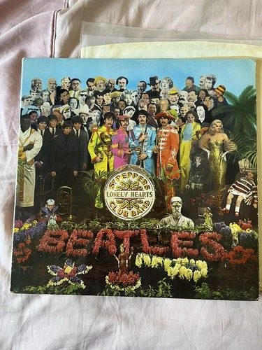 THE BEATLES - Sgt Pepper LP 1967 Parlophone mono First UK Pressing VG+