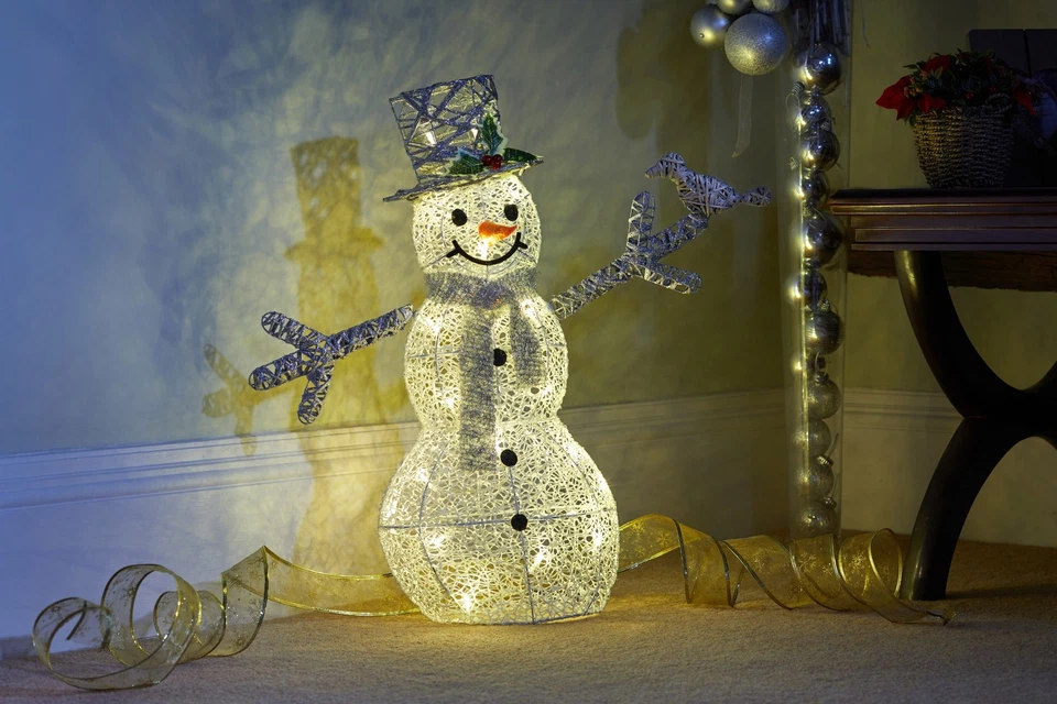 Großer Schneemann mit LED Beleuchtung Deko Figur Rattan Timer Deko Weihnachten - Bild 1 von 1