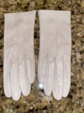 Vtg Light Beige Leather Gloves 8.5  Long. Made In Italy. Sz 7. Super Soft 