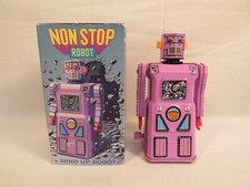Masudaya Made In Japan Wind Up NON STOP ROBOT Toy W/ Box