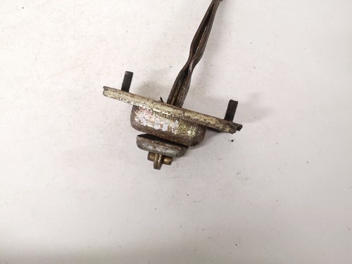 Mazda 626 1996 Front Right Door Check (Strap) Used, Genuine #1534307-40 - Picture 2 of 3