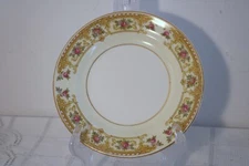 CROWN POTTERIES CRP117 30057 Gold Trim Flowers 6 1/8" Bread Butter Plates Qty 4