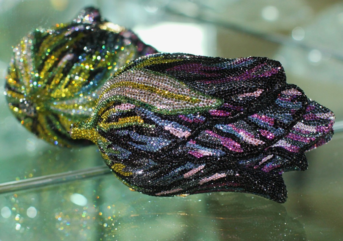 JUDITH LEIBER SWAROVSKI CRYSTAL PURPLE TULIP MINAUDIERE CLUTCH