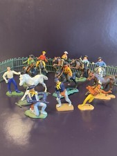 Wild West Konvolut Gemischt Timpo Toys - Cowboys zu Pferd Indianer Plasty
