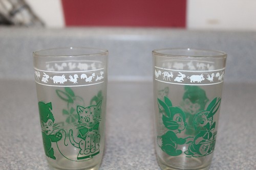 Vintage Cats Kittens & Bunnies Rabbits Swanky Swig Juice Glass - Picture 2 of 4
