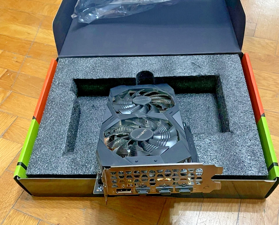 Gygabyte GeForce GTX 1660 Super OC 6G GDDR6 Video Card - Image 4 of 4