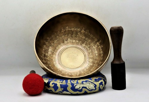 10 inch Mantra hand-carved singing bowl - Chakra balancing, sound therapy - Picture 5 of 5