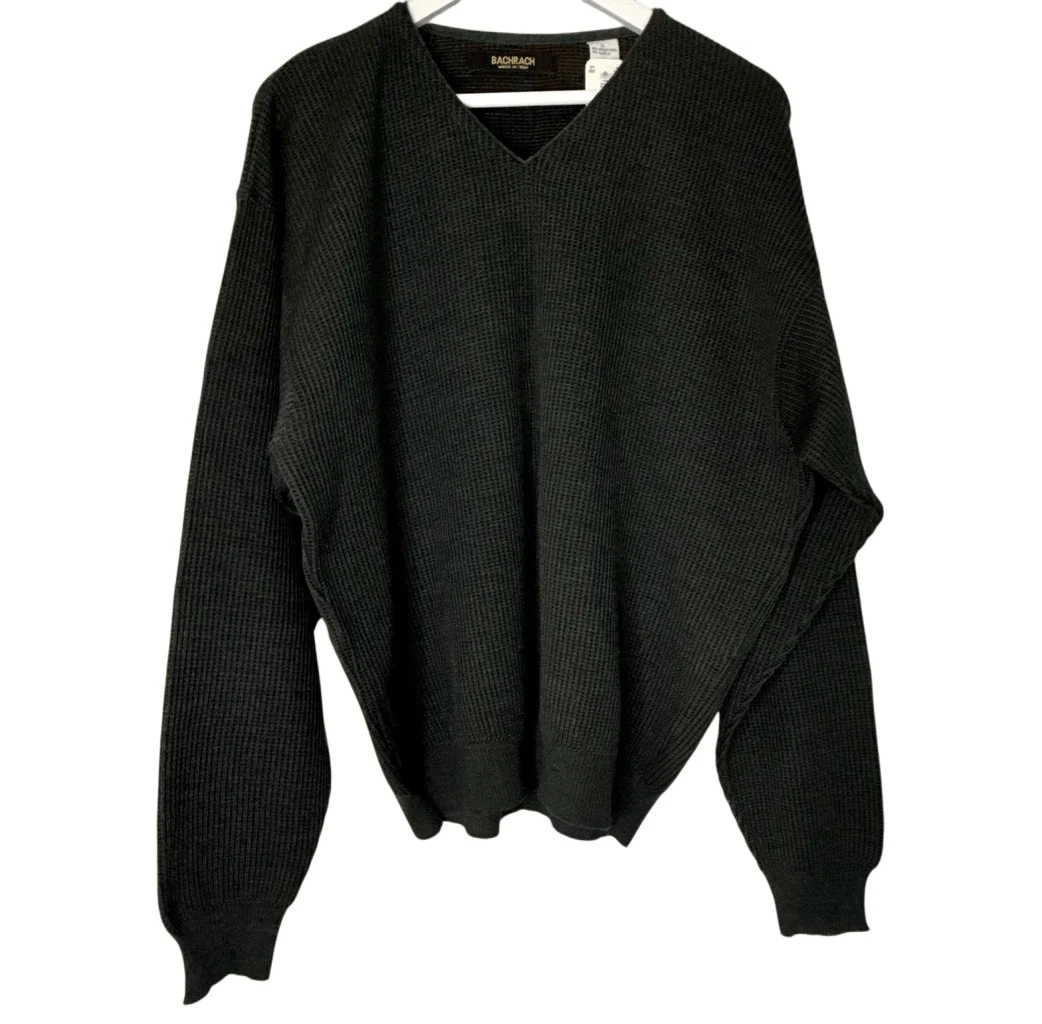 Bacharach NWT made in Italy merino wool green vneck sweater L