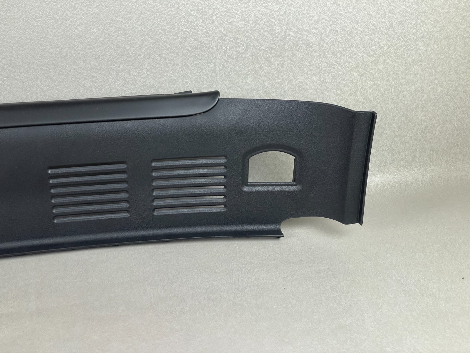 NEW! 2006-2012 Bentley Continental Flying Spur Rear Trunk Scuff Plate Lock OEM