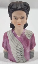 Vintage 1984 Avon American Fashion Silhouettes Circa 1942 Thimble 