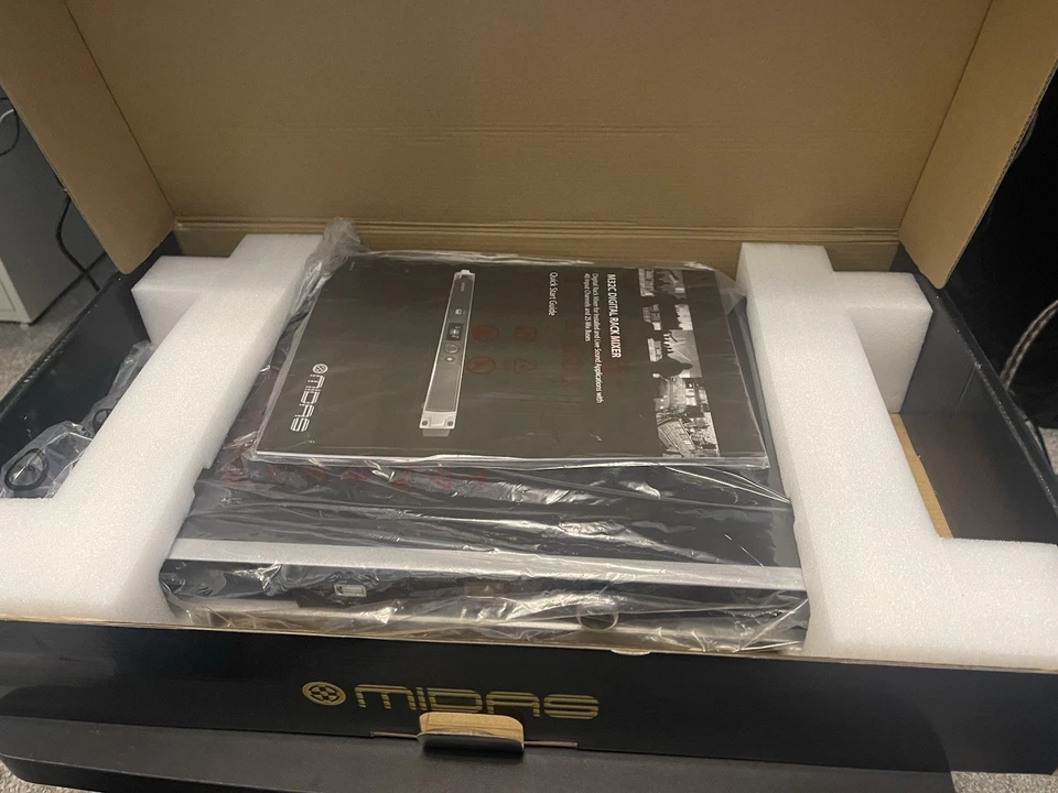 Midas - M32C, 40-input, 25-bus Digital Rack Mixer with 32 x 32 USB Audio Interfa - Image 4 of 4