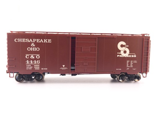 *LEER* ¿Walthers? Modelo de tren escala HO Chesapeake y Ohio 40' vagón de caja C & O 4446 | Condition: Used