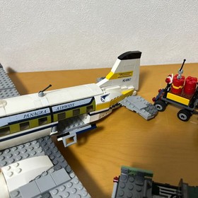 LEGO Indiana Jones Peril in Peru 7628 & Indiana Jones Motorcycle Chase 7620 Used