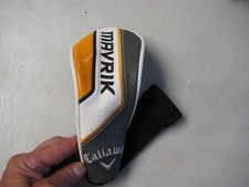 slightly used Callaway Mavrik 3 or 4 hybrid headcover no number