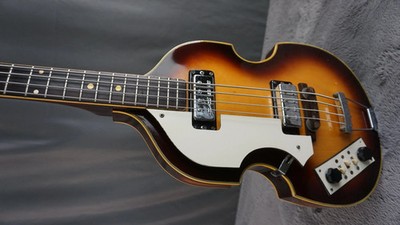 Greco Violin Bass Vintage - Sunburst Semi-Hollow Lefty