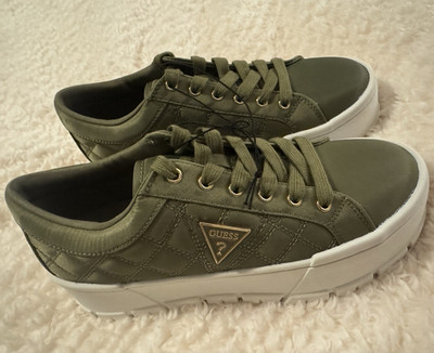 GUESS Women s Green/White Quilted Logo Lace-Up Low-Top Sneakers Size 8