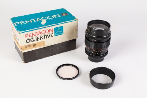 Pentacon (Meyer Optik Orestor) 135mm f2.8 Pre-Set M42 Lens. 15 Blade Super Bokeh