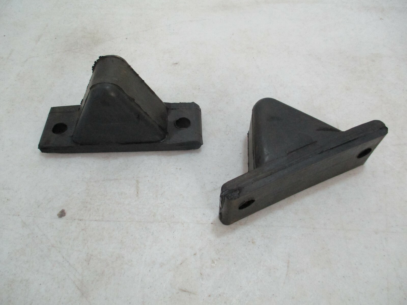 Rear axle bump stop Rolls-Royce Silver Wraith - Dawn Bentley Mark VI & R-Type