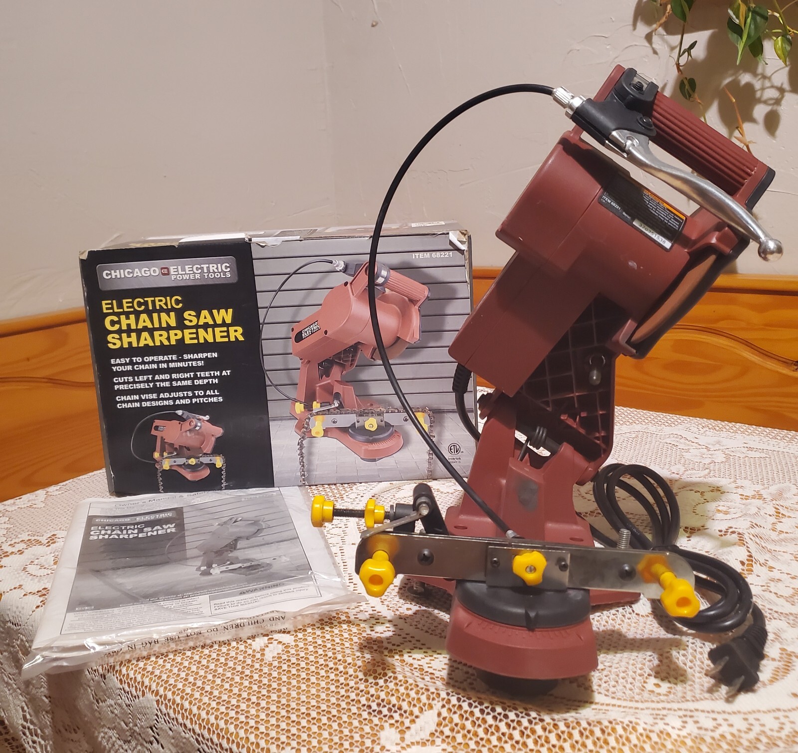 Chicago Electric, Electric Chain Saw Sharpener (120V, 5000RPM) 68221