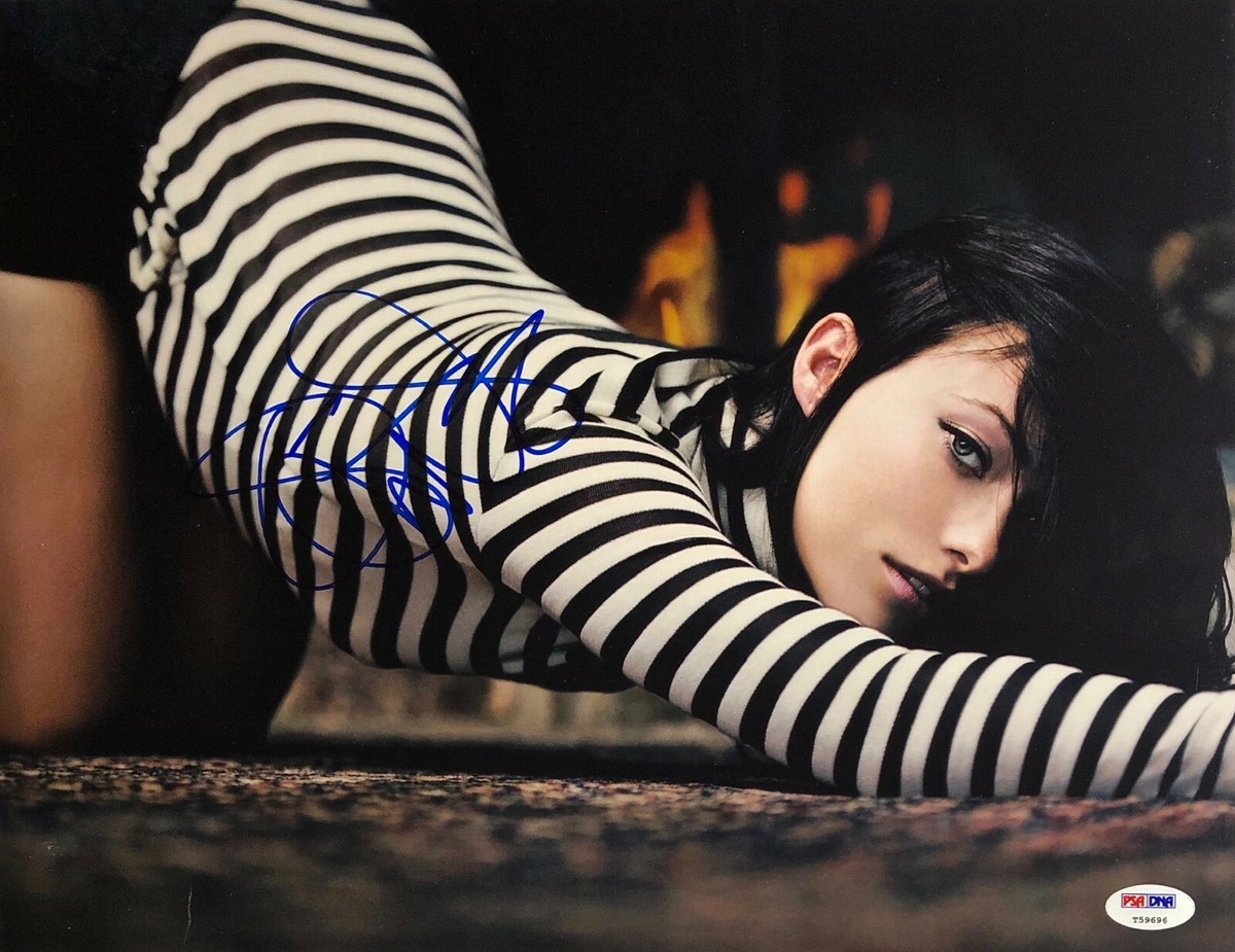 OLIVIA WILDE Autographed Hand SIGNED 11x14 PHOTO HOUSE TRON PSA