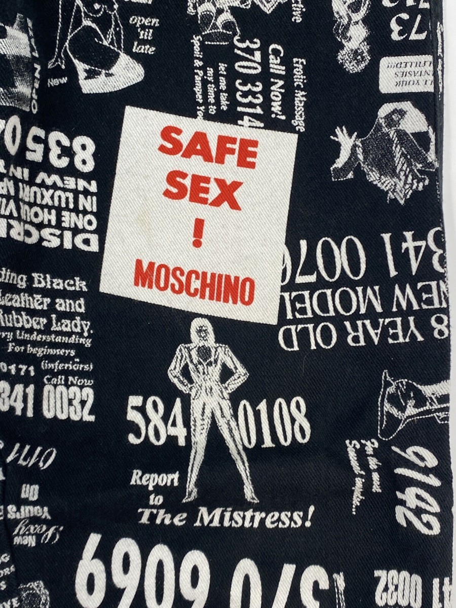 Vintage 90s Y2K Moschino Jeans Graphic Allover Print Newspaper
