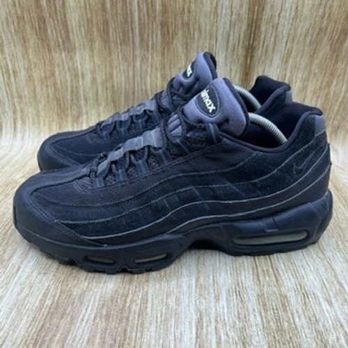 Nike Air Max 95 Essential Triple Black Men's Size 10.5 Shoes Sneakers AT9865-001 - Image 3 of 4