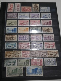SAINT PIERRE ET MIQUELON LOT 35 TIMBRES NEUFS ET OBLITERES. BONNE COTE