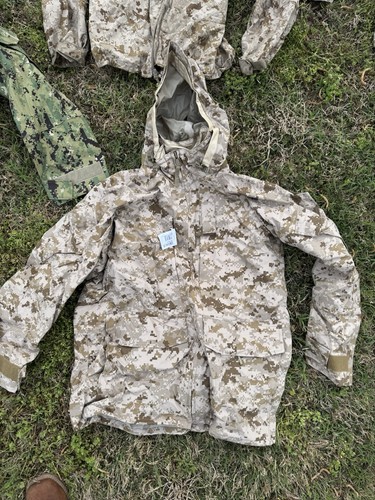US NAVY NWU Type I| AORI desert Goretex parka size MR Medium Regular