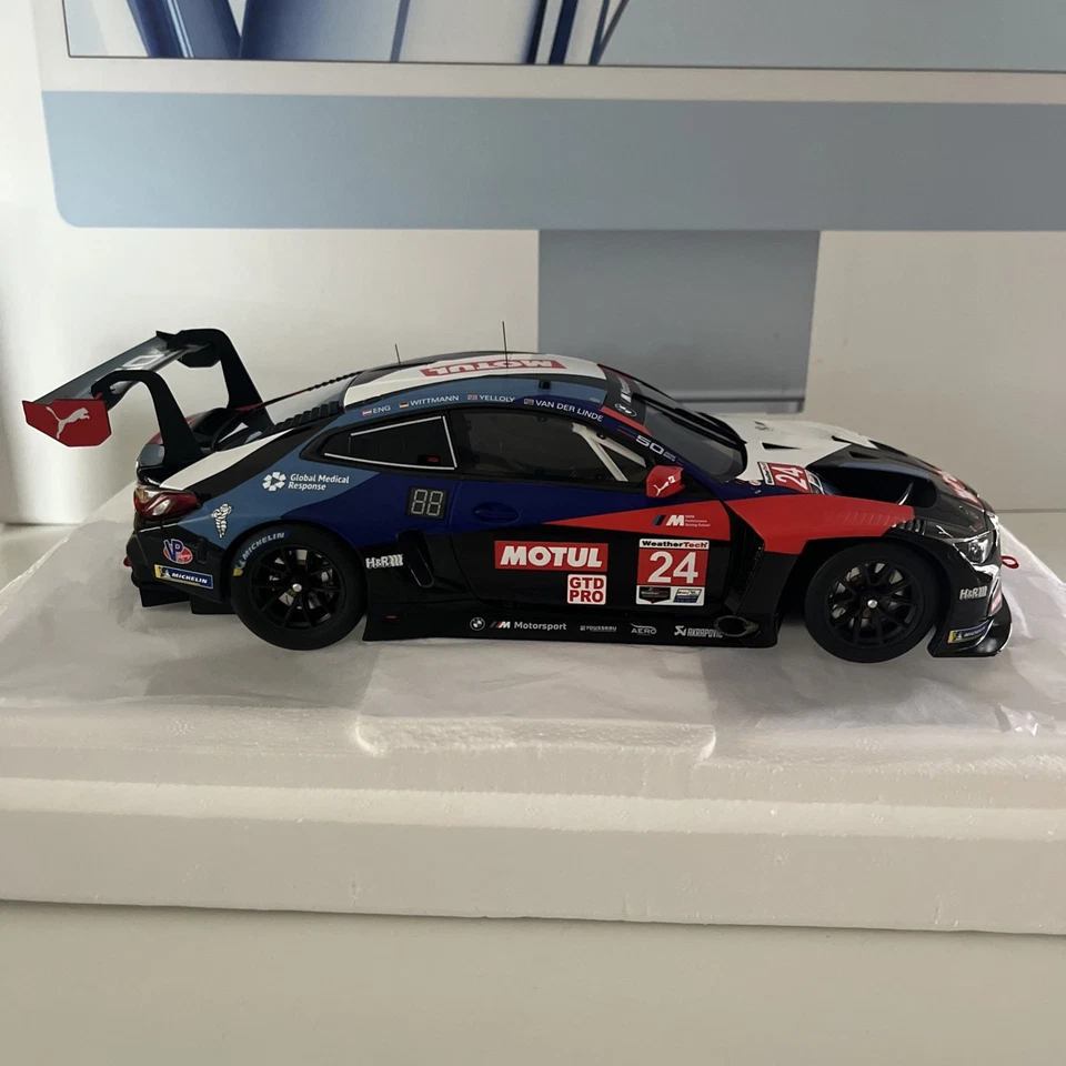 1/18 BMW M4 GT3   BMW Team RRL  Daytona 24 Hrs 2022 #24 Eng/Wittmann/Yelloly - Image 4 of 4