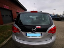 Verin de hayon / de capot Opel MERIVA