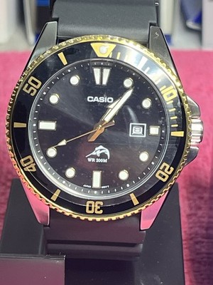 Casio Duro MDV 106B-1A Men's Watch Gold Tone Black Dial + Gold Mesh SST Bracelet