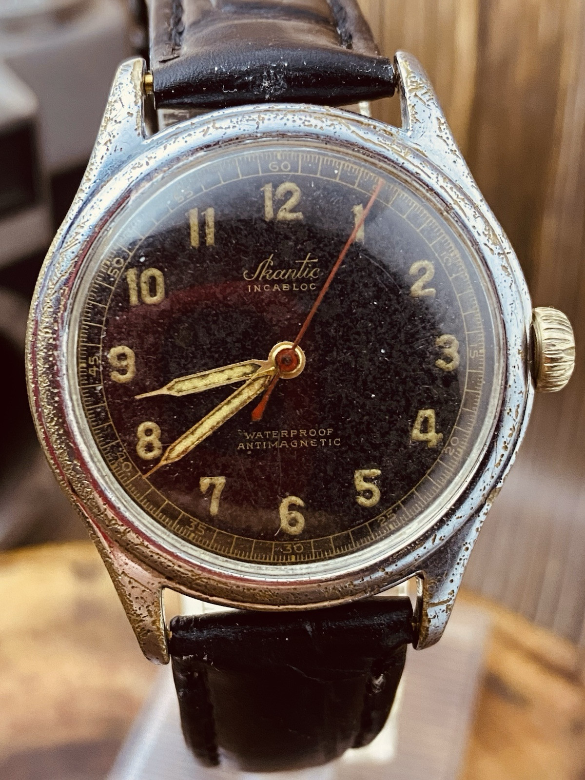 Vintage WWII Skantic rare 1940s vintage Mechanical Swiss Men watch