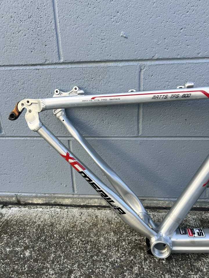 Cuadro MERIDA Matts TFS 800 46 cm aleación bicicleta de montaña freno de disco 26 pulgadas Foto 2 de 4