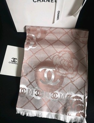 Neu Chanel Beauty Geschenk Make Up VIP Schal Tuch Set mit OVP 