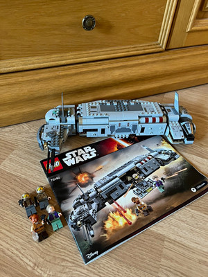 Lego Star Wars 75140:Resistance Troop Transporter