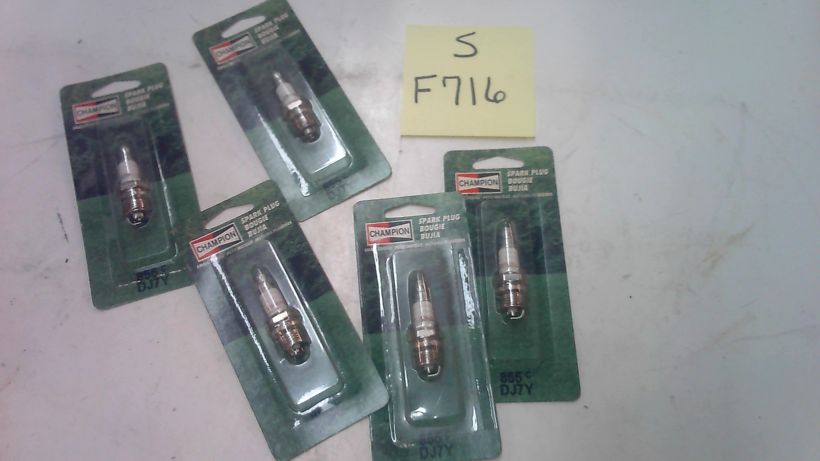 CHAMPION 855C  DJ7Y SPARK PLUG  LOT OF 5