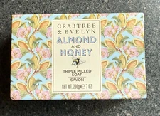 Crabtree & Evelyn ALMOND AND HONEY Triple-Milled Soap Bar 7 oz NIB