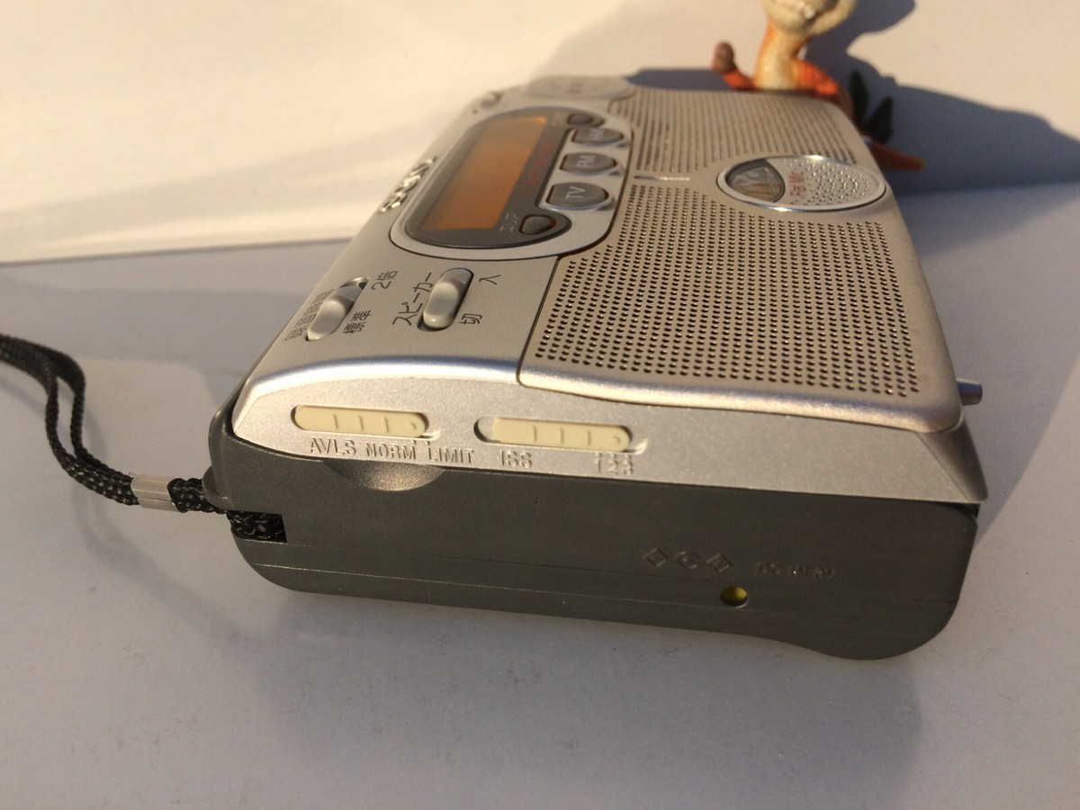 Sony Walkman WM-GX400 Radio Cassette Recorder Cassette Sony Walkman WM-GX400 Radio Cassette Recorder Cassette