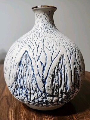 Blue Tree Roots Pottery Vase Centerpiece Decor- Very unique (t8)