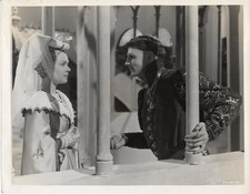 HENRY V 1945 Laurence Olivier, Robert Newton, Renée Asherson 8 10x8 PHOTOS