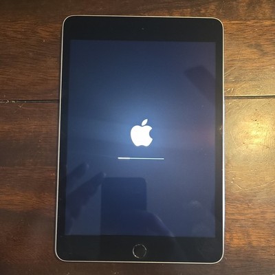 Apple iPad Mini 4 (4th Gen) 7.9'' Wi-Fi A1538 16GB Gold